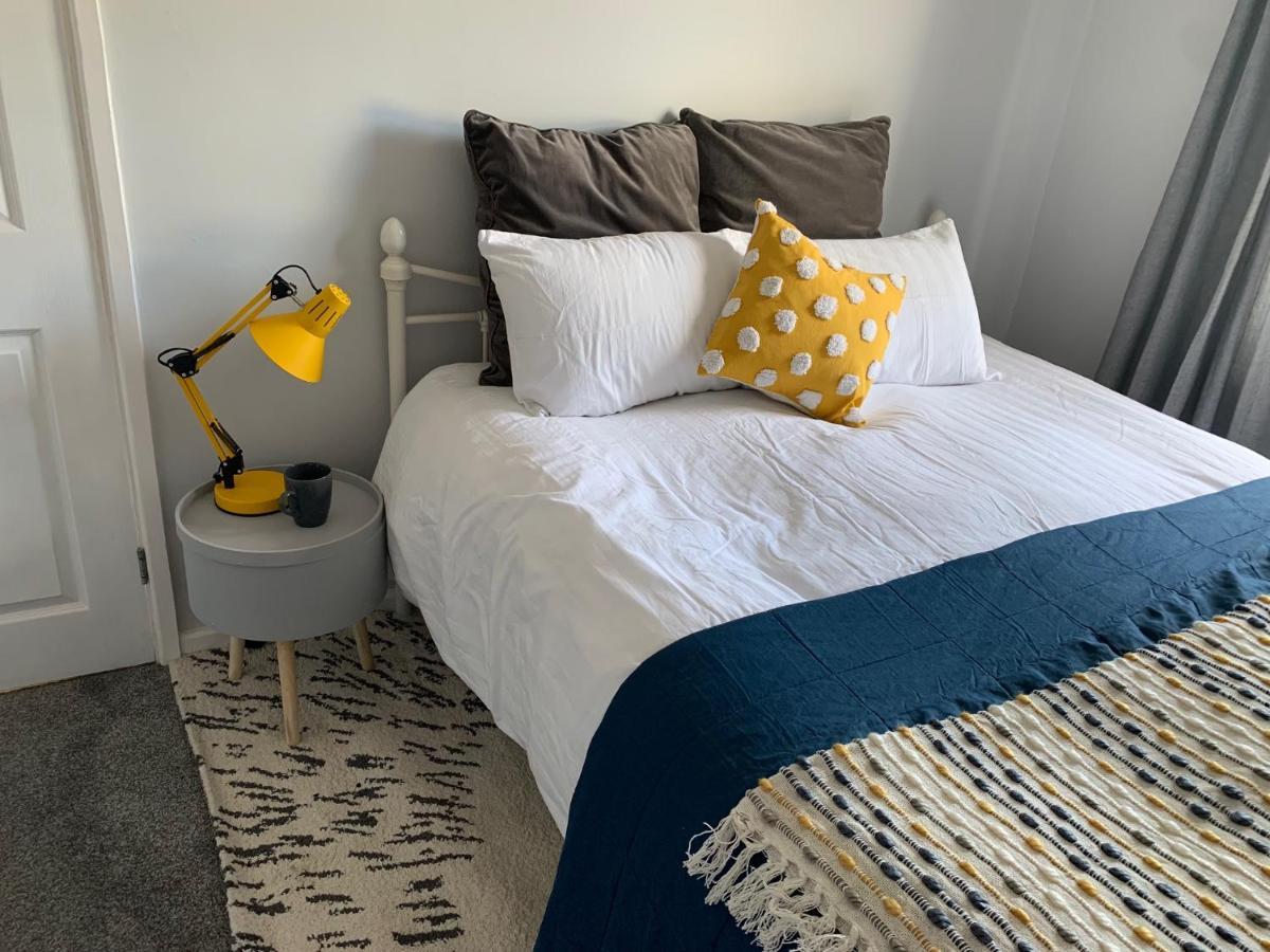 The Hideaway, Calm, Cozy, Dog Friendly Retreat Appartement Cheltenham Buitenkant foto