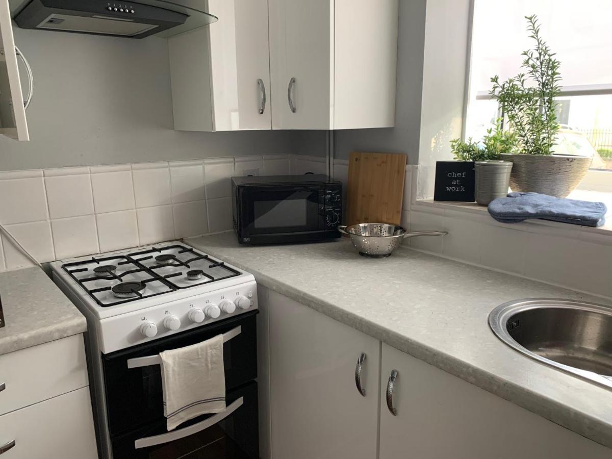 The Hideaway, Calm, Cozy, Dog Friendly Retreat Appartement Cheltenham Buitenkant foto