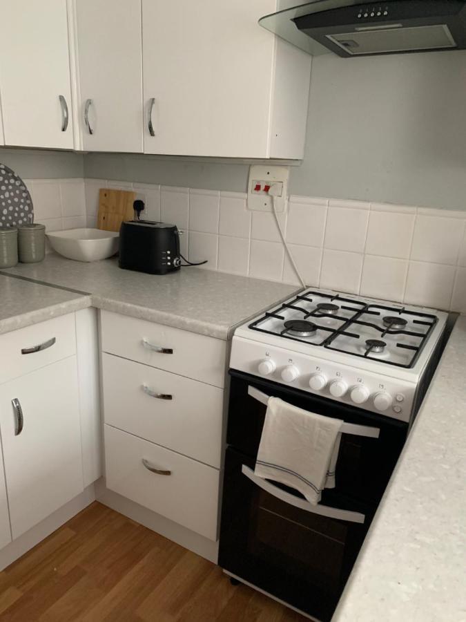 The Hideaway, Calm, Cozy, Dog Friendly Retreat Appartement Cheltenham Buitenkant foto